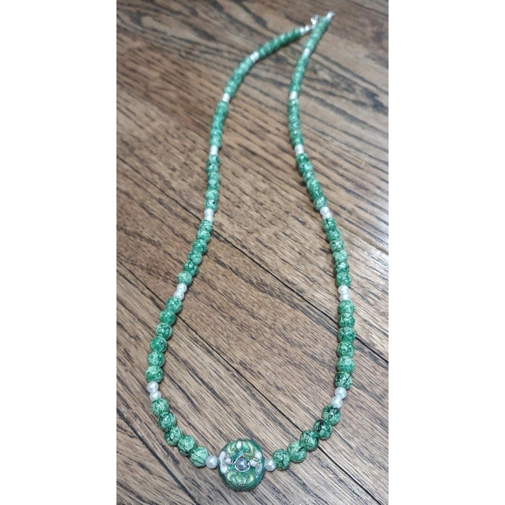 Boho Emerald Green & White Pearl Beaded Necklace Silver Clasp